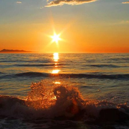 Logas Beach Studios Peroulades  Luaran gambar