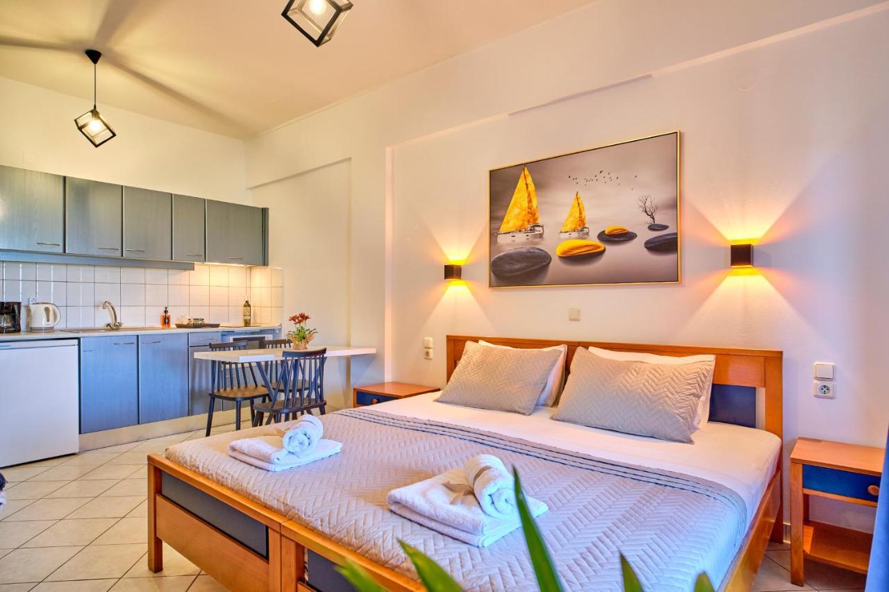 Logas Beach Studios Peroulades  Luaran gambar