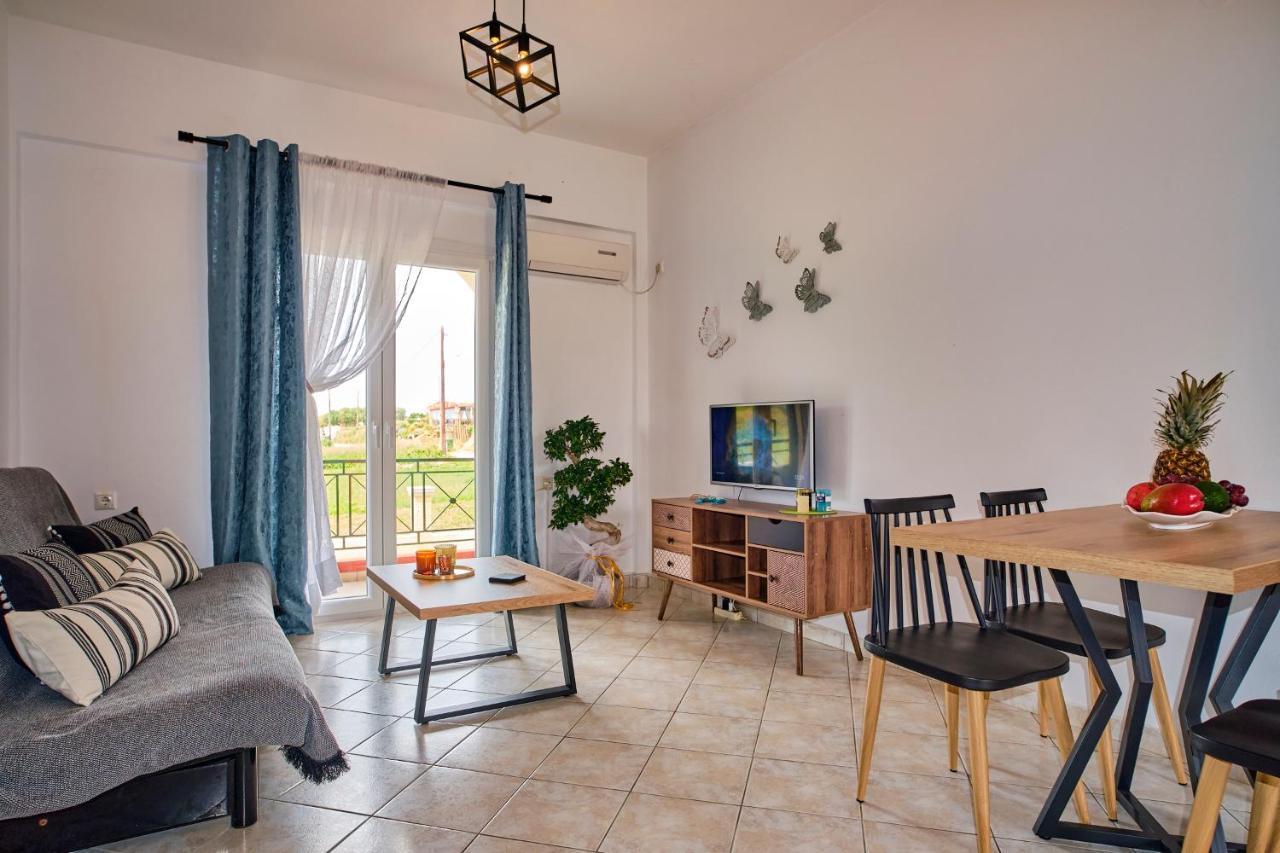 Logas Beach Studios Peroulades  Luaran gambar