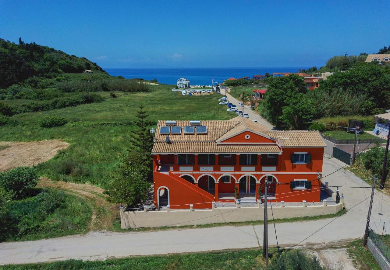 Logas Beach Studios Peroulades  Luaran gambar